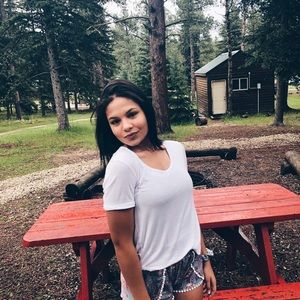 Meet your Posher, Talia